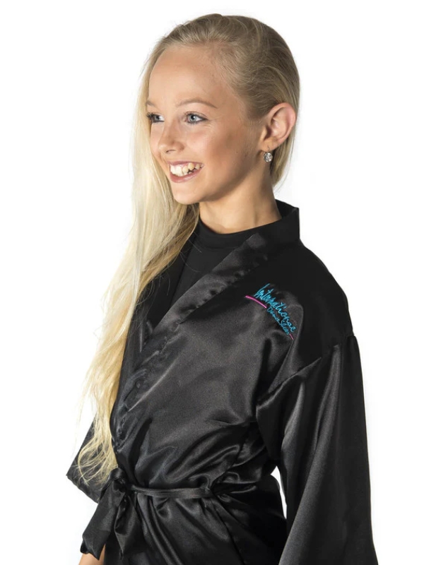 Kimono dziecięce do tańca International Dance Shoes (IDS) – Szlafrok turniejowy