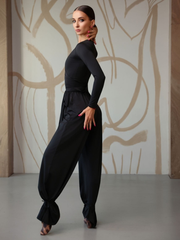 Damski wiązany top do tańca Grand Prix Stassi – Stylowy top treningowy
