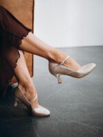 Buty do Standardu Akces Dance STD-103 – Jasnocieliste Satynowe Czółenka Professional